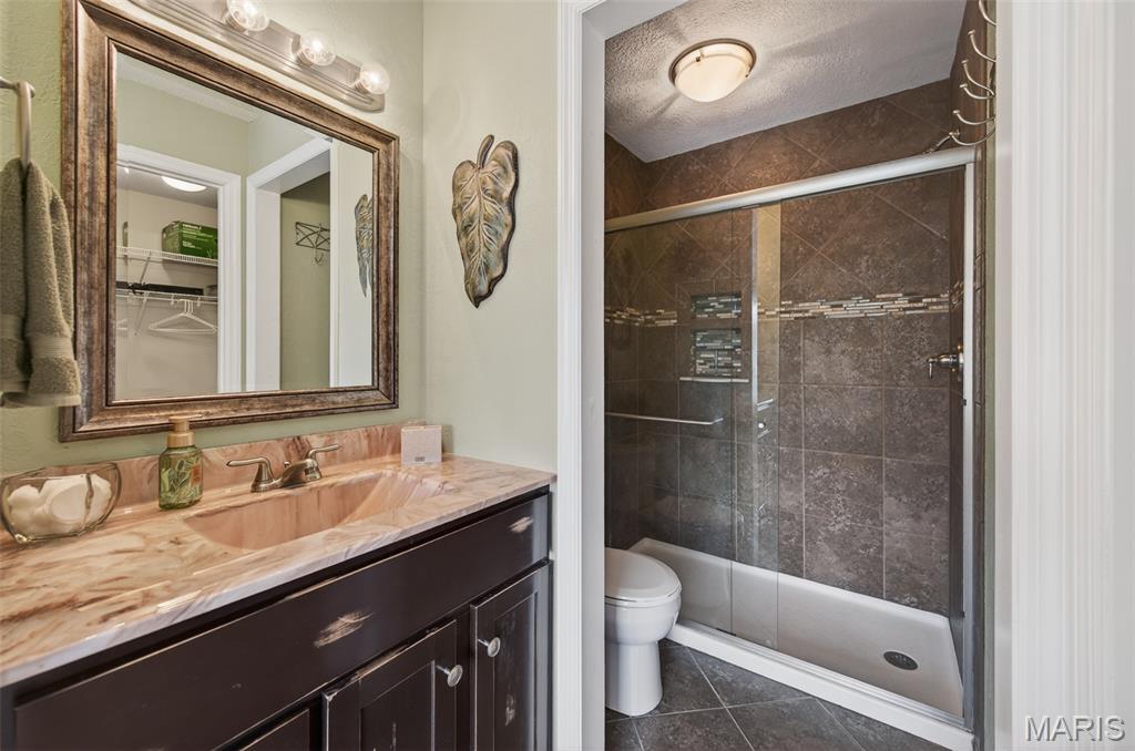 Indian Pointe Condominium - Residential