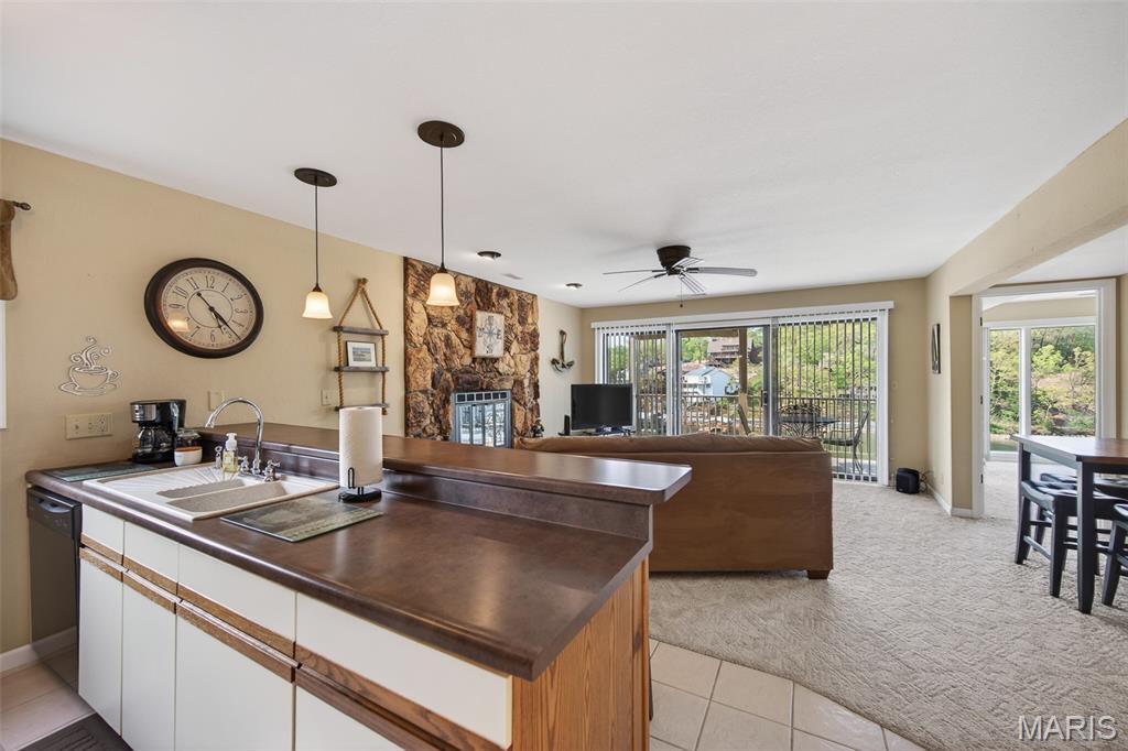 Indian Pointe Condominium - Residential