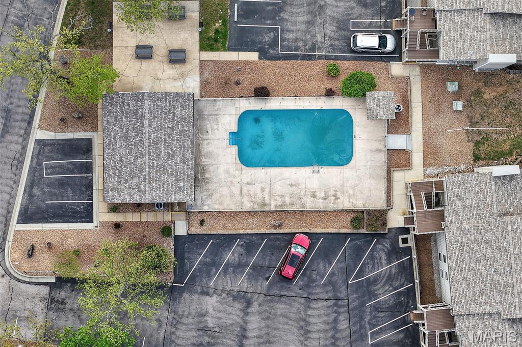 Indian Pointe Condominium - Residential