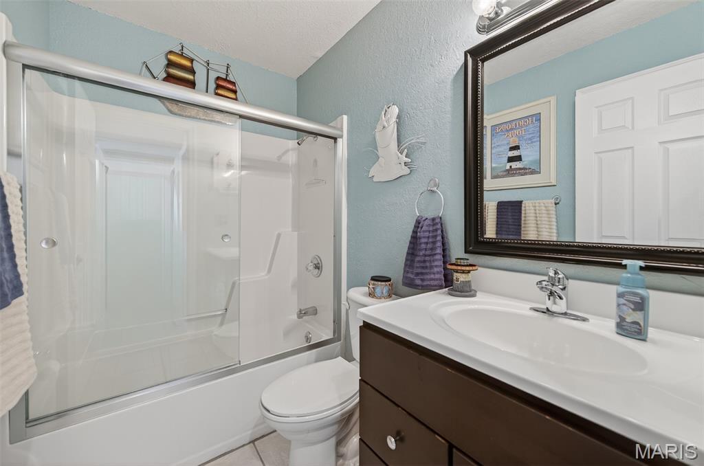 Indian Pointe Condominium - Residential