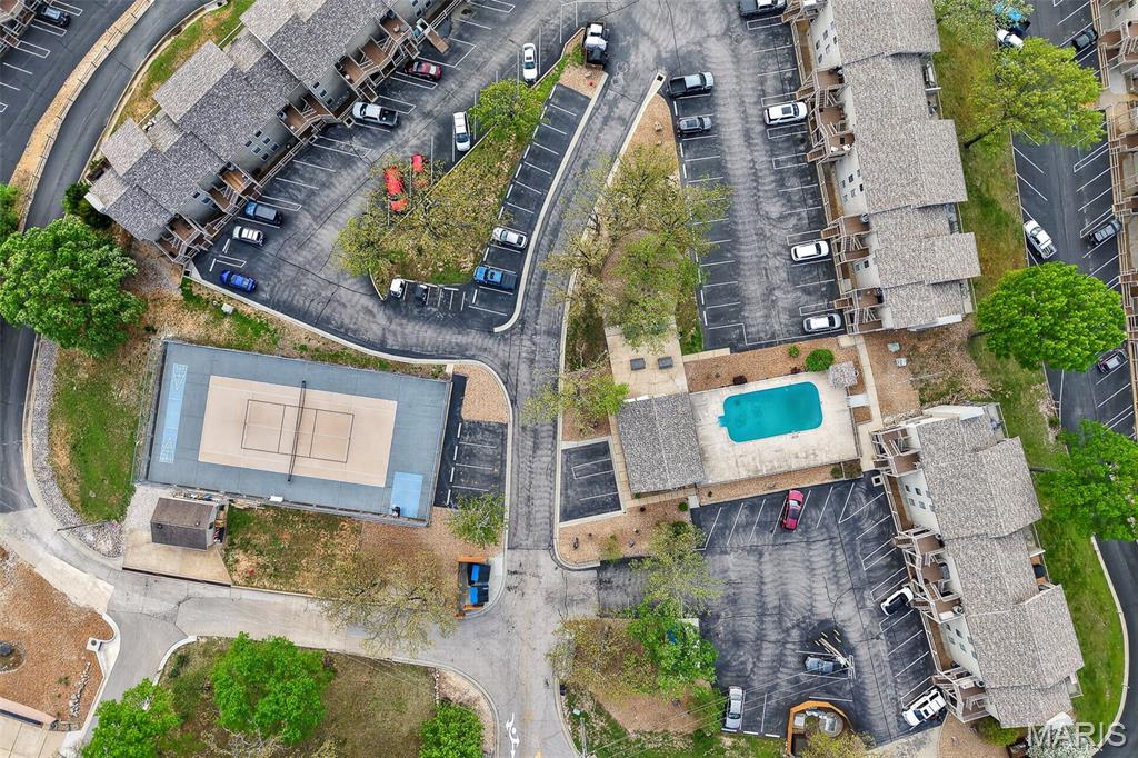 Indian Pointe Condominium - Residential