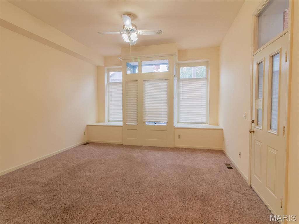 Photo of 2005 S 11th Street, St Louis, MO 63104 (MLS # 25072775)