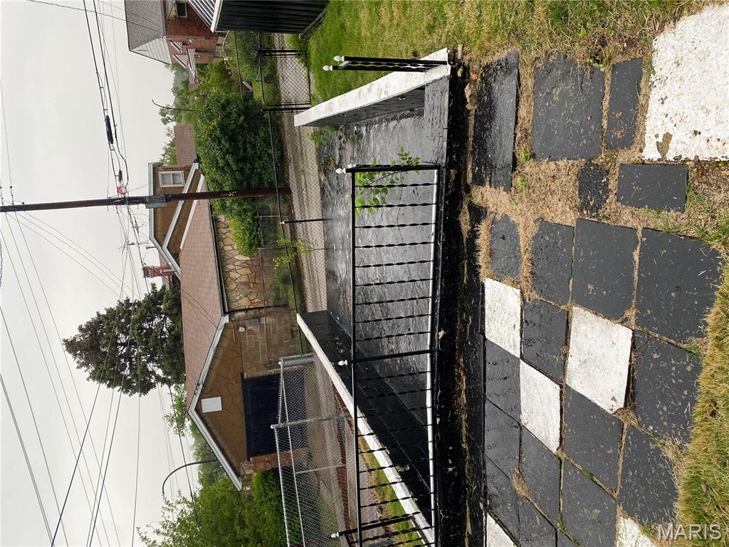 Hutchinsons Add 03 - Residential Lease