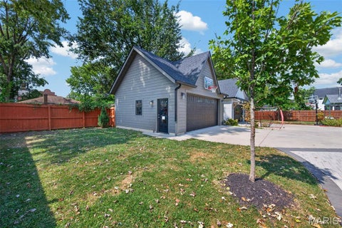Tiny photo for 721 Simmons Avenue, Kirkwood, MO 63122 (MLS # 26057869)