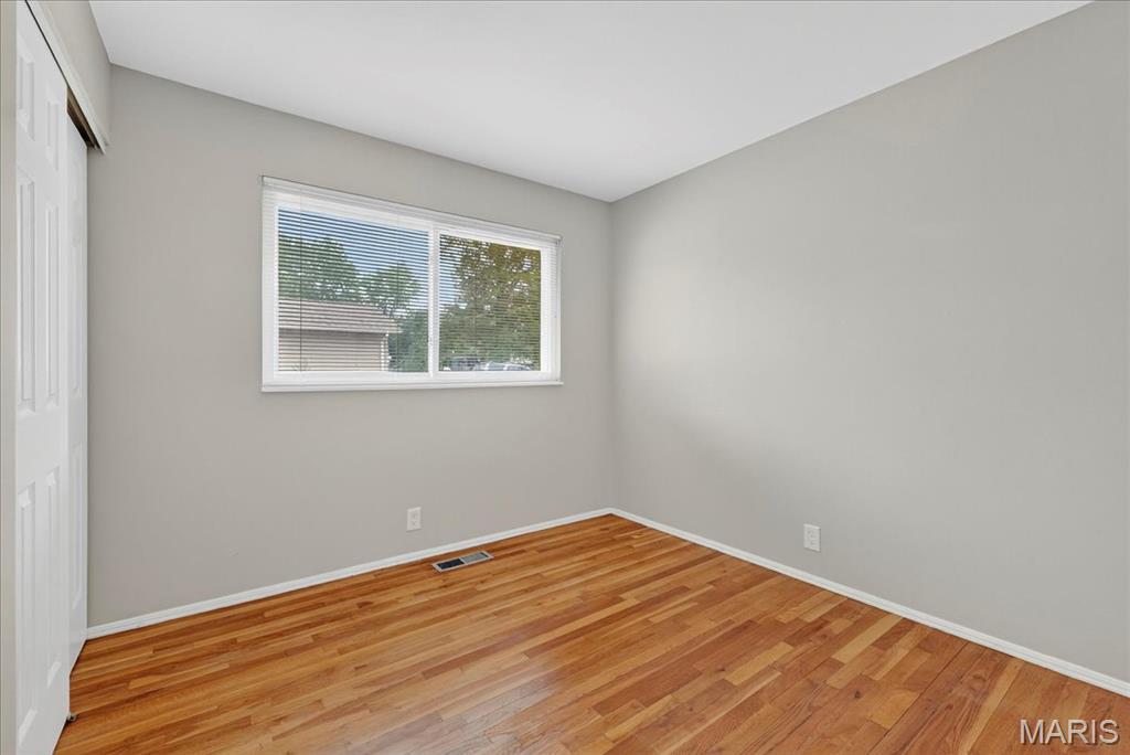 Florissant, Missouri 63033, United States, 4 Bedrooms Bedrooms, ,2 BathroomsBathrooms,Residential,Active,223918