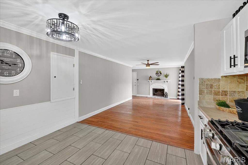 Florissant, Missouri 63033, United States, 4 Bedrooms Bedrooms, ,2 BathroomsBathrooms,Residential,Active,223918