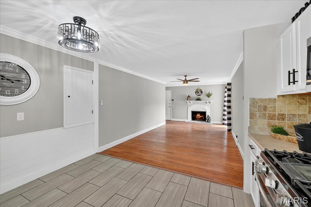 Florissant, Missouri 63033, United States, 4 Bedrooms Bedrooms, ,2 BathroomsBathrooms,Residential,Active,223918