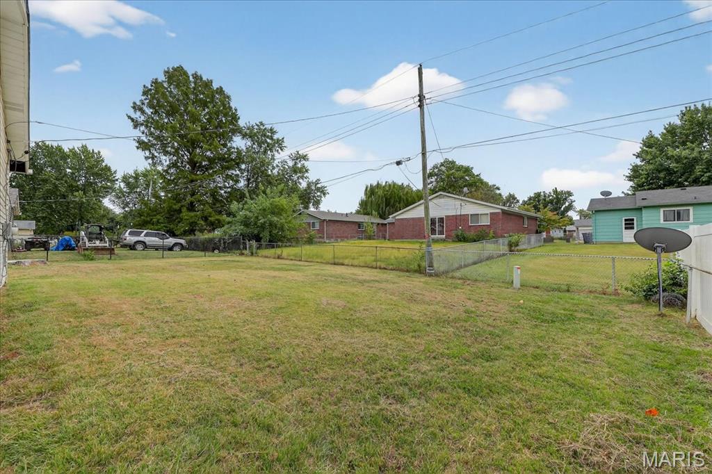 Florissant, Missouri 63033, United States, 4 Bedrooms Bedrooms, ,2 BathroomsBathrooms,Residential,Active,223918