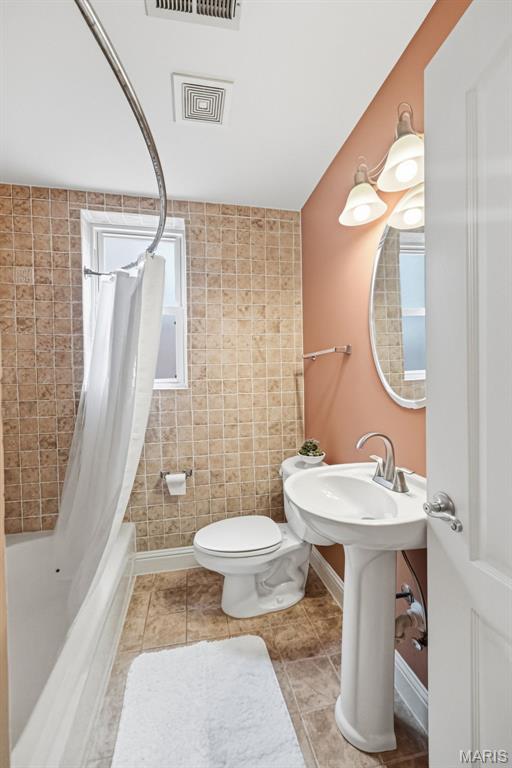 6312 Southwood Condo - Residential