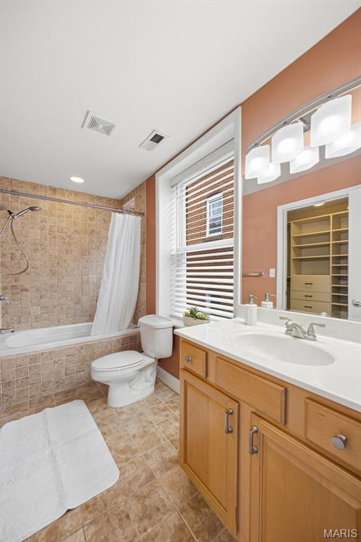 6312 Southwood Condo - Residential