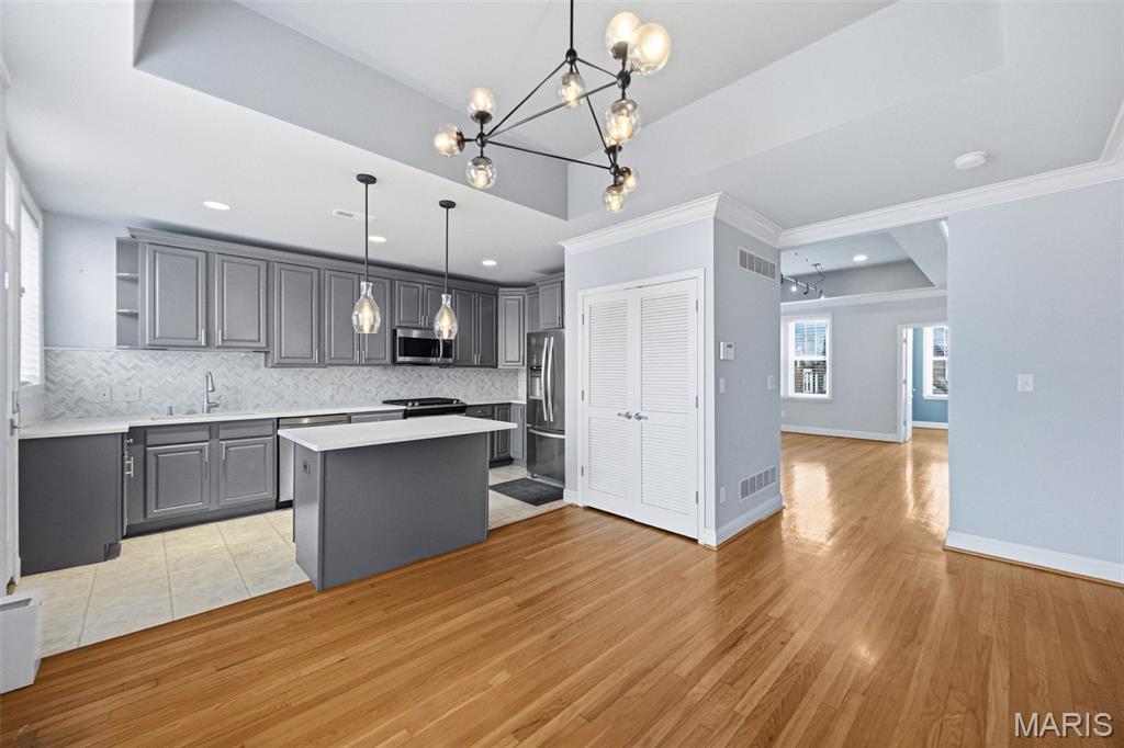 6312 Southwood Condo - Residential