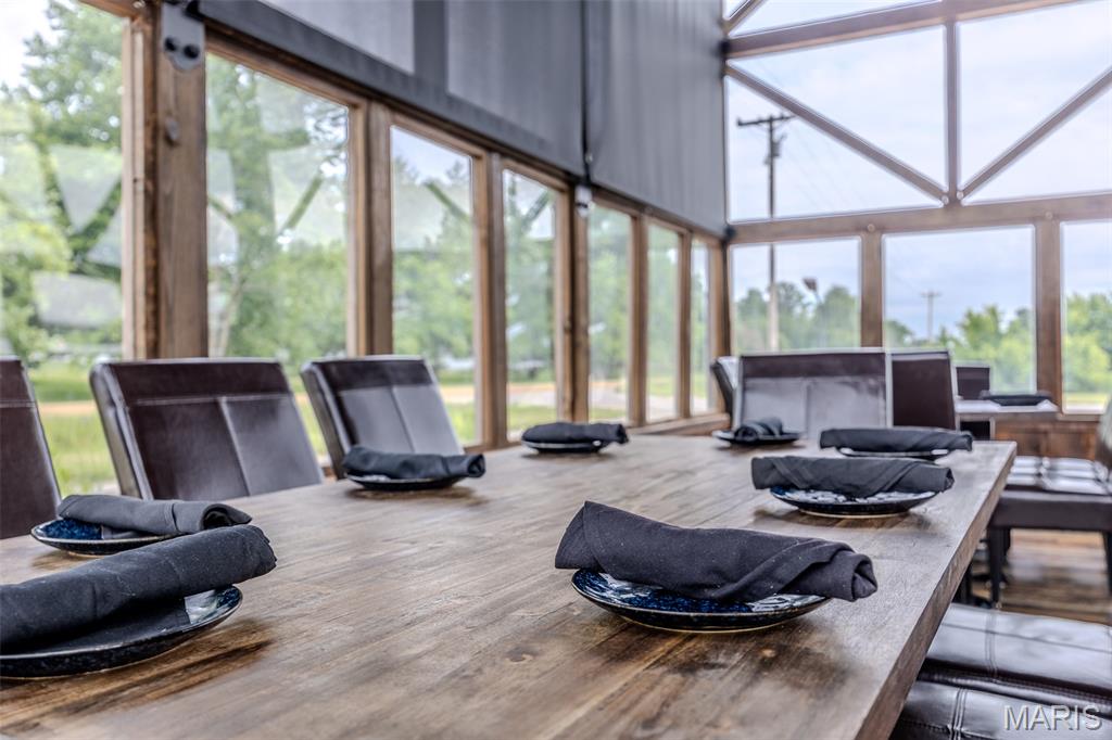 Rural - Commercial Sale