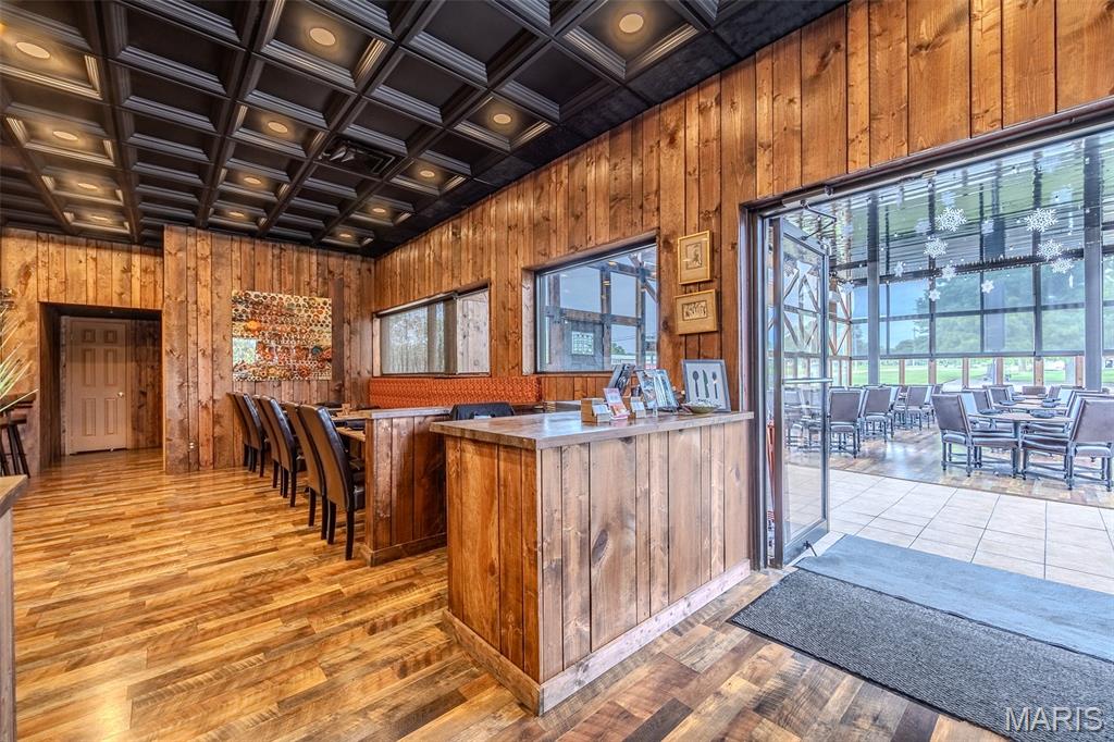 Rural - Commercial Sale