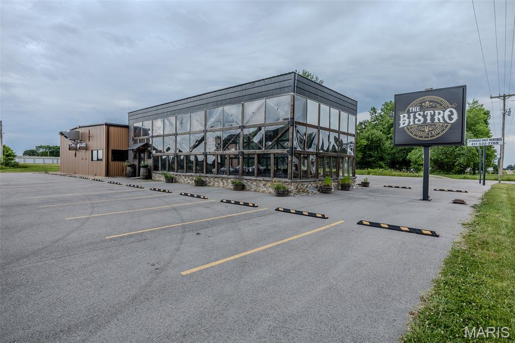 Rural - Commercial Sale