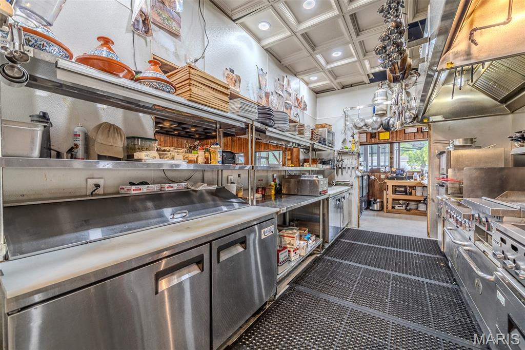 Rural - Commercial Sale