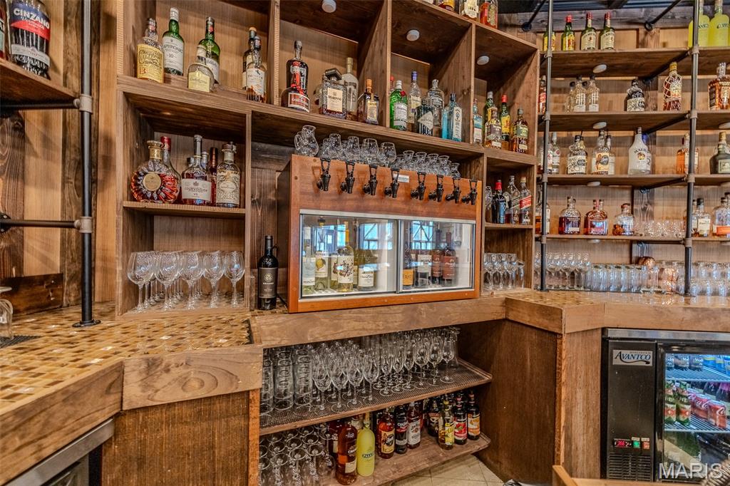 Rural - Commercial Sale