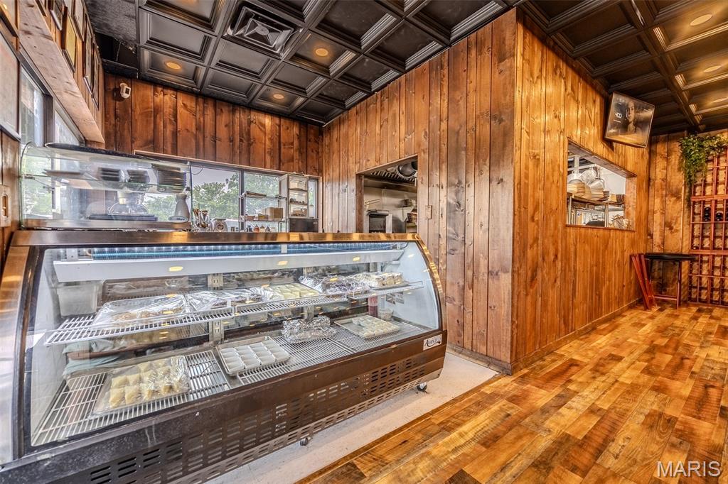 Rural - Commercial Sale