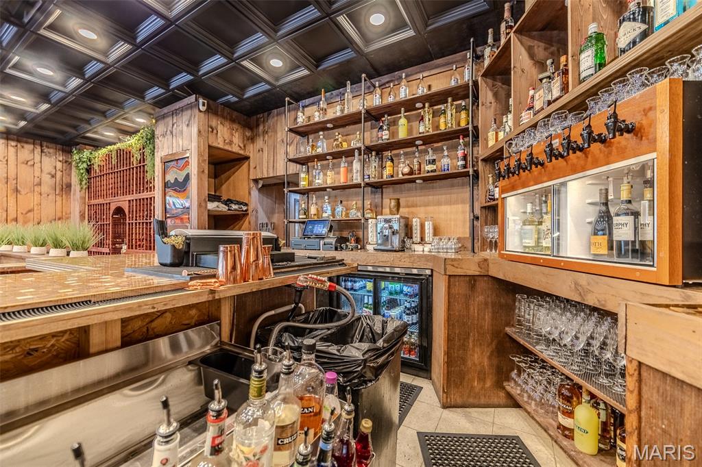 Rural - Commercial Sale