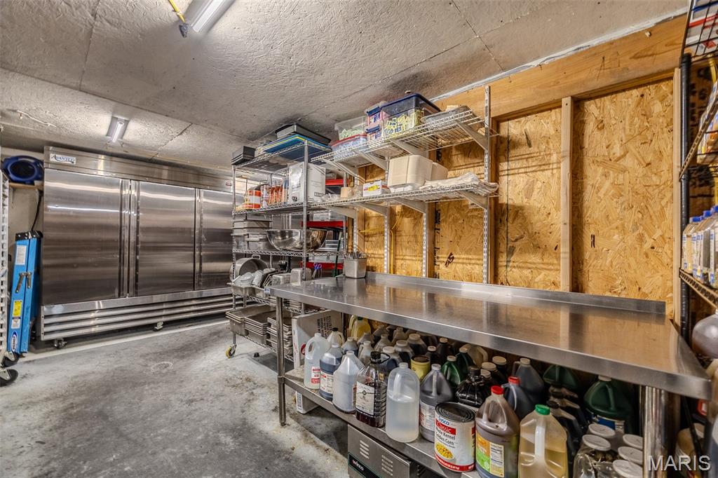 Rural - Commercial Sale