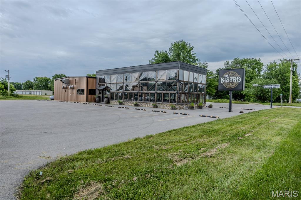 Rural - Commercial Sale