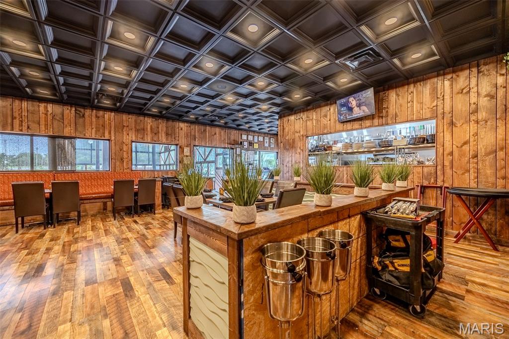 Rural - Commercial Sale