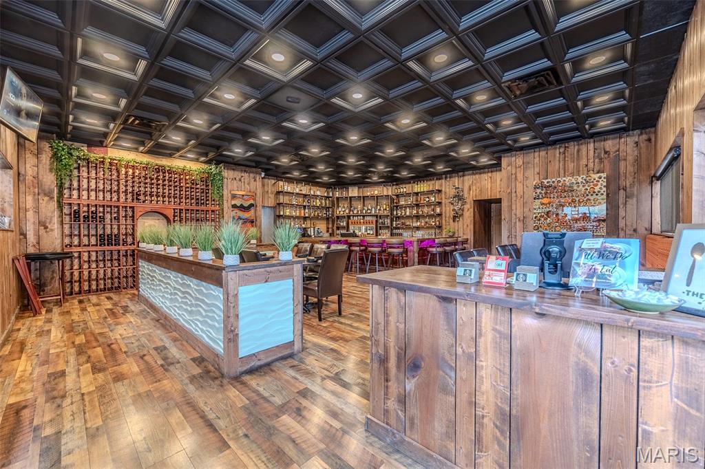 Rural - Commercial Sale