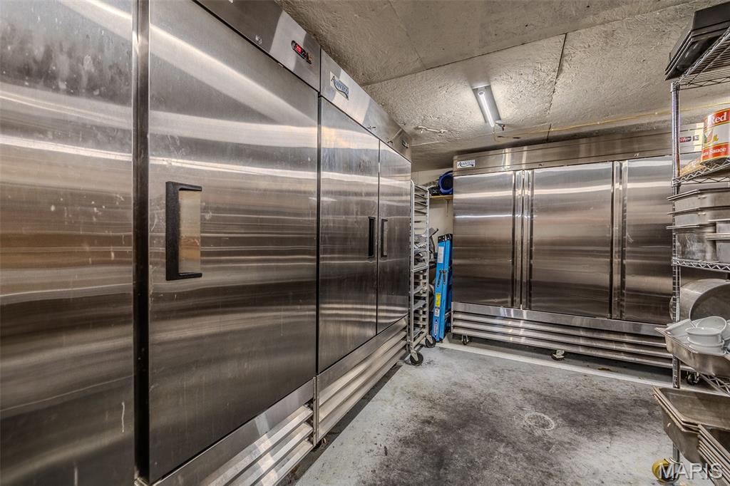 Rural - Commercial Sale