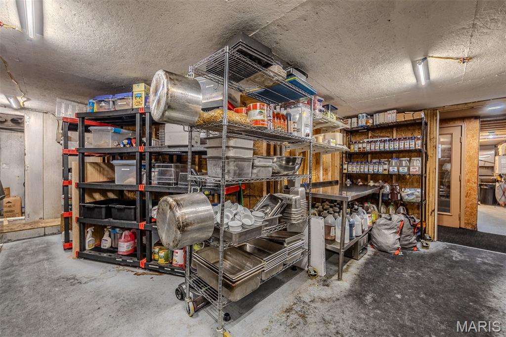 Rural - Commercial Sale