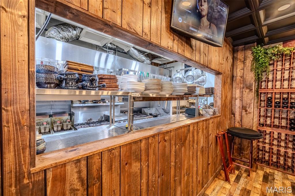 Rural - Commercial Sale