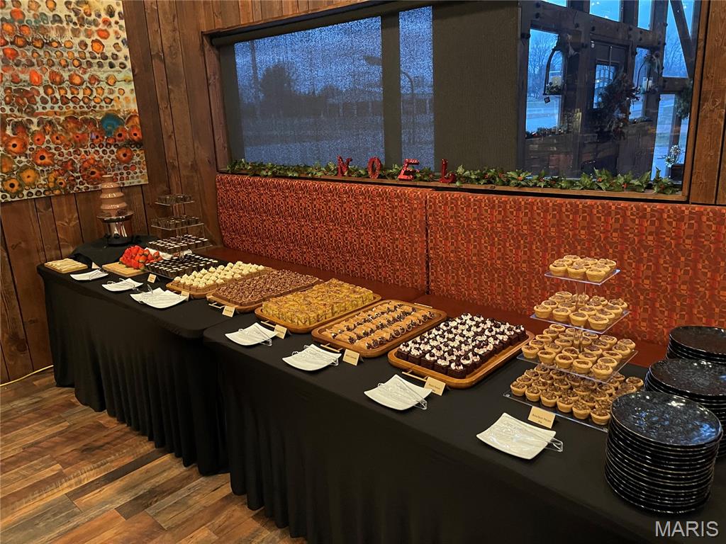 Rural - Commercial Sale