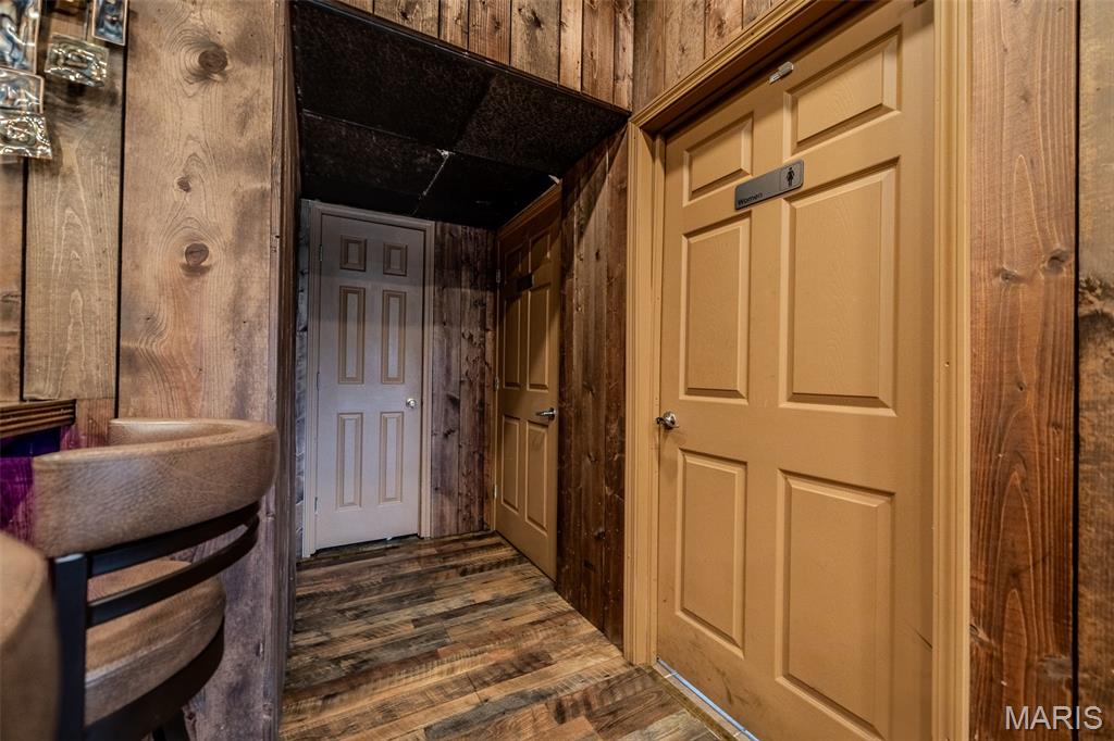 Rural - Commercial Sale