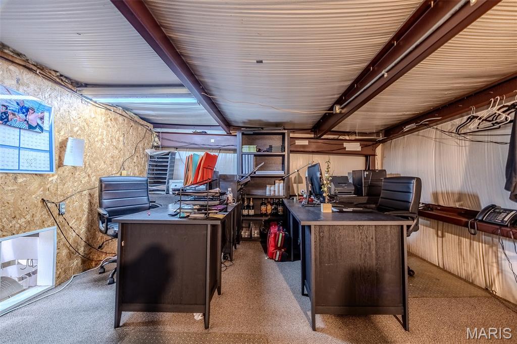 Rural - Commercial Sale