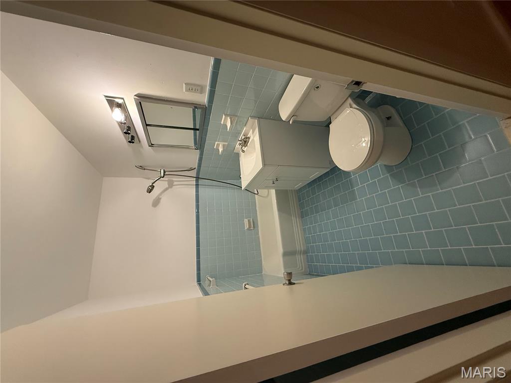 Walker Fld - Residential