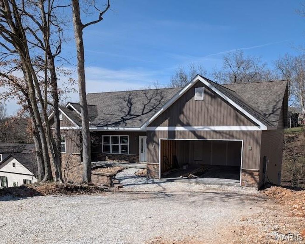 Photo of 658 Mahogany Drive, Foristell, MO 63348 (MLS # 26023576)