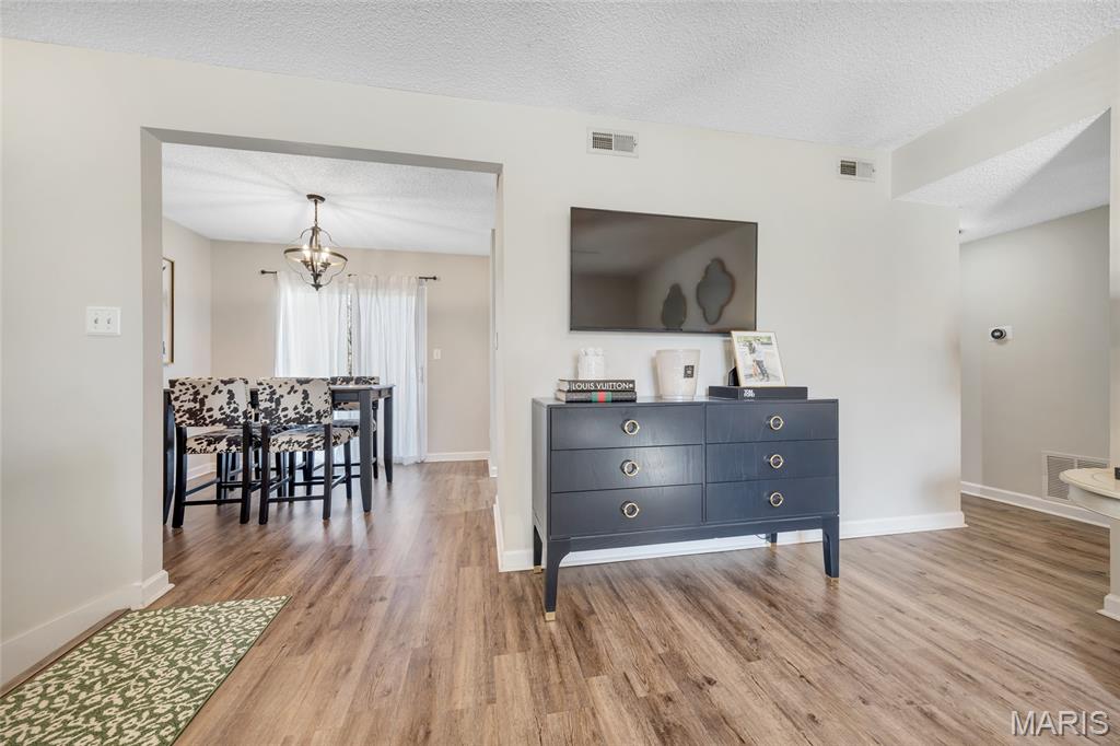 Brentwood Forest Condo Ph Four - Residential