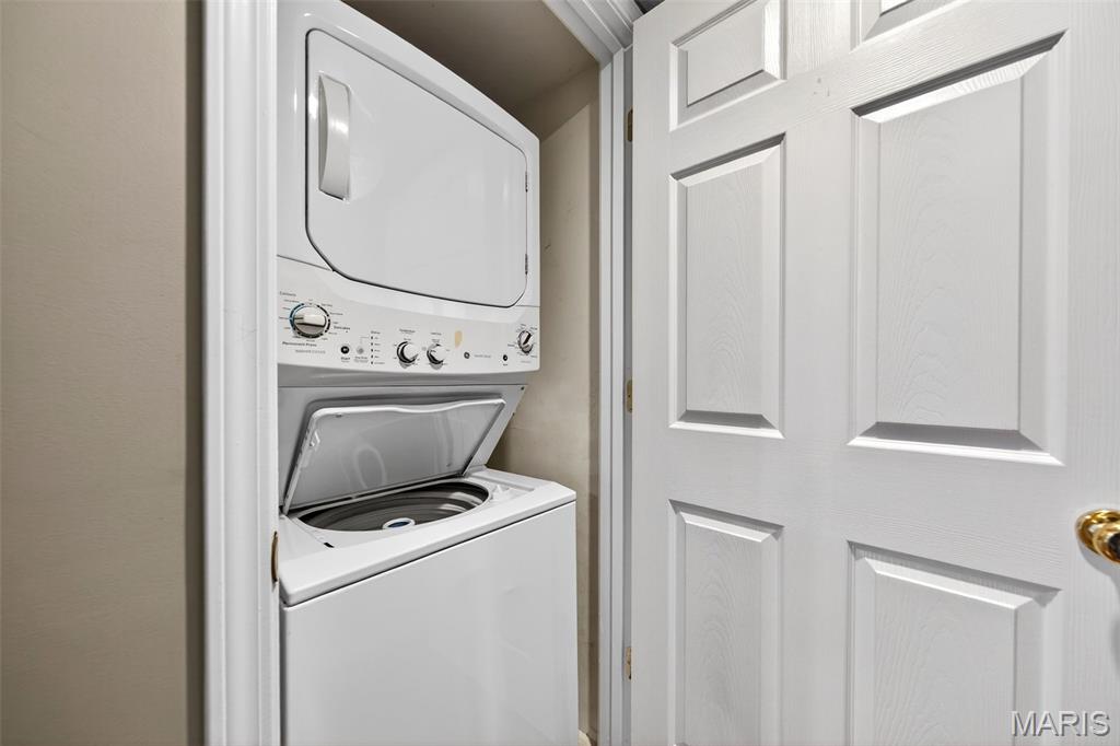 Springhurst Terrace #6 - Residential