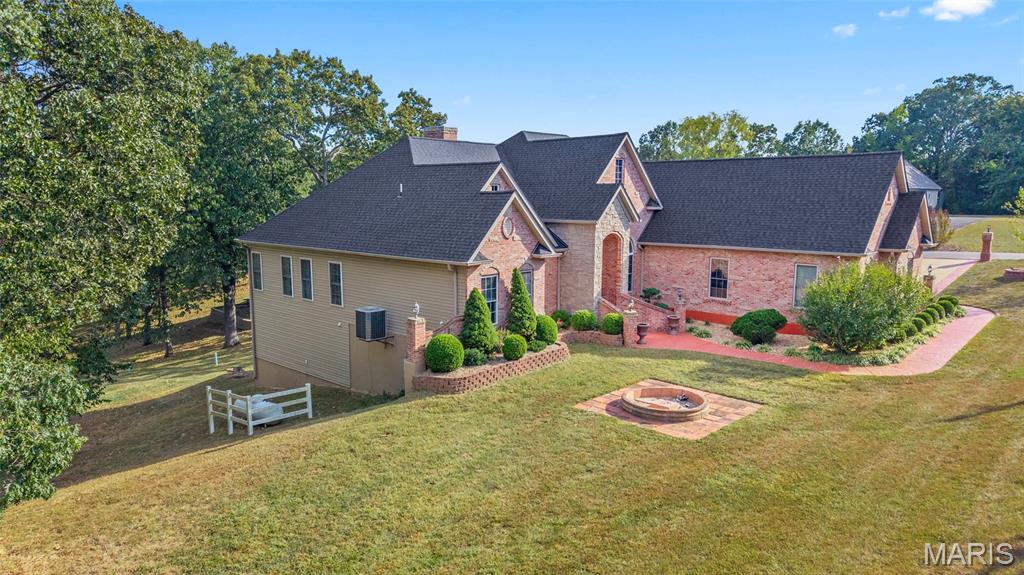 599 Huntington Trails Drive