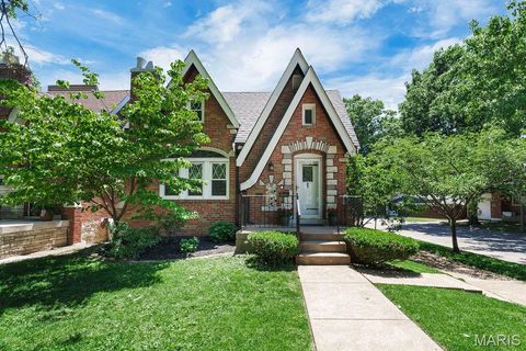 Photo of 5544 Murdoch Avenue, St Louis, MO 63109 (MLS # 26031088)