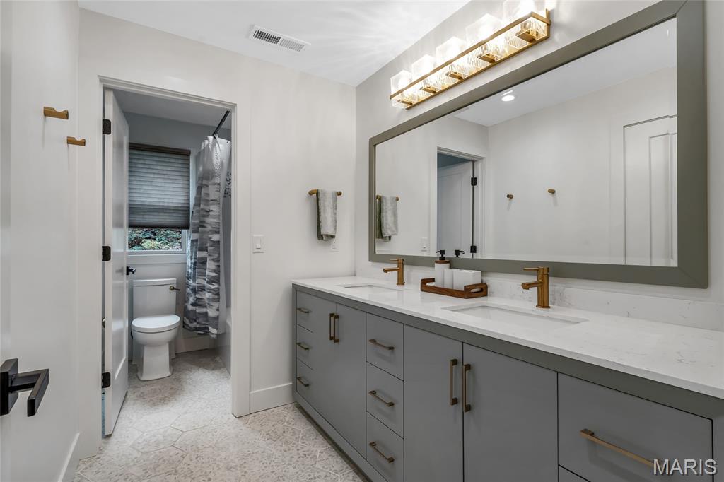 Twin Fawns Estates 2 - Residential