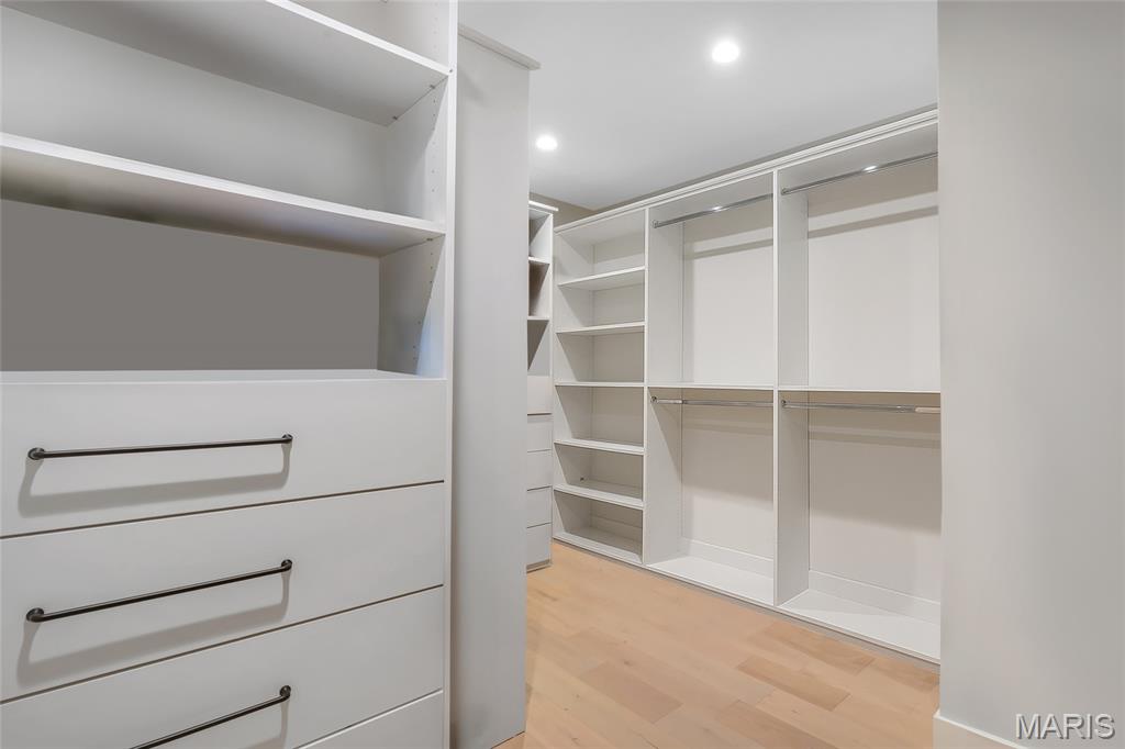 Twin Fawns Estates 2 - Residential