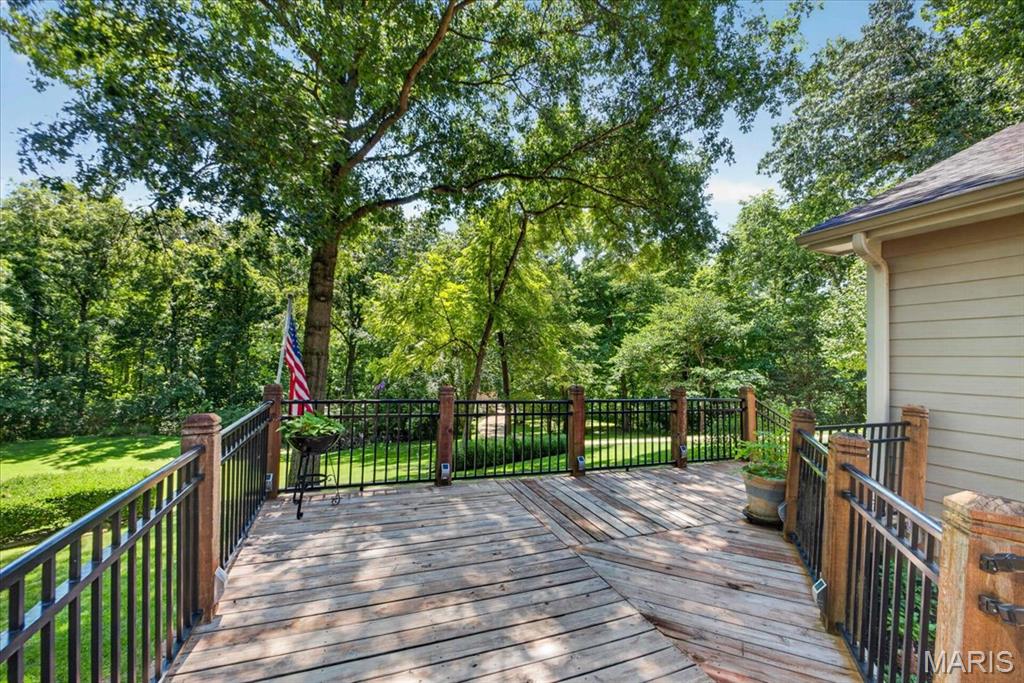 5 Hickory Valley Court