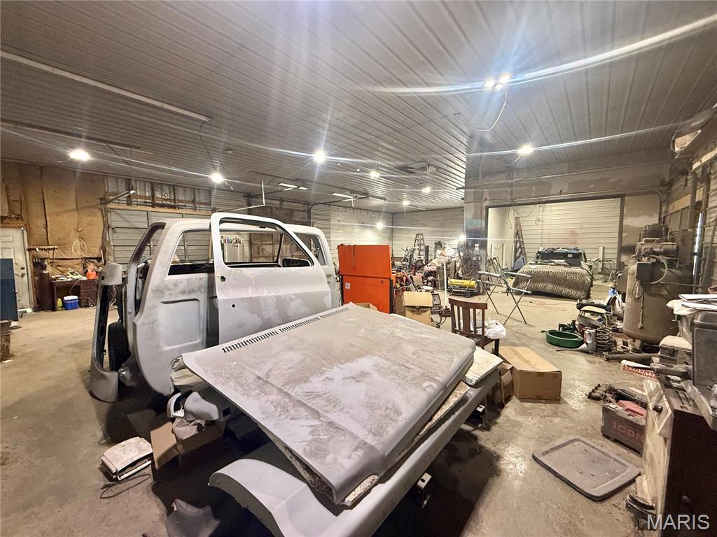 n/a - Commercial Sale