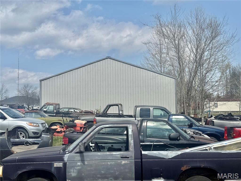 n/a - Commercial Sale