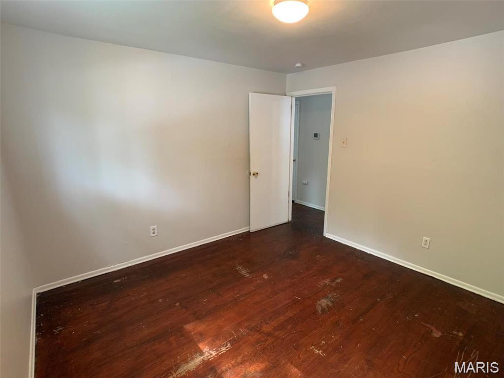 3329 W Milton Avenue