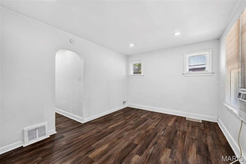 Tiny photo for 8937 Edna Street, St Louis, MO 63147 (MLS # 26068958)