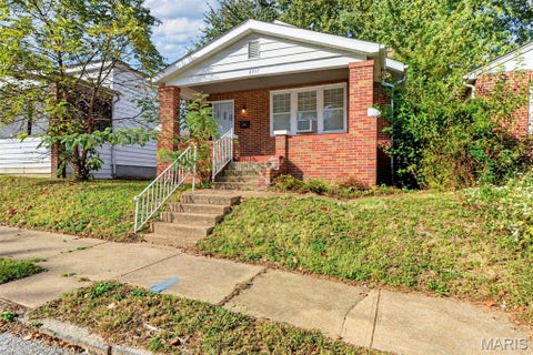 Tiny photo for 8937 Edna Street, St Louis, MO 63147 (MLS # 26068958)