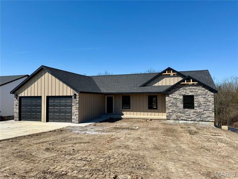 Photo of 5722 Brady Rd Rd, Hannibal, MO 63401 (MLS # 26016196)