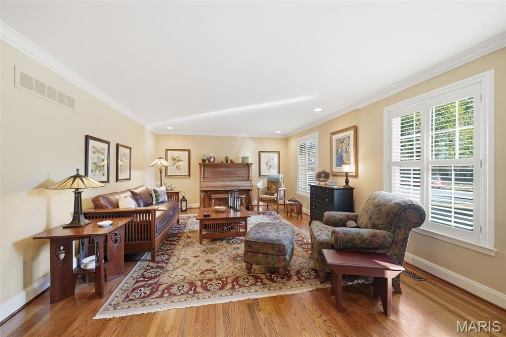5 Taylor Estates