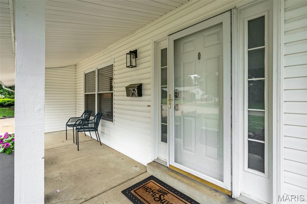 751 Carriage Lane