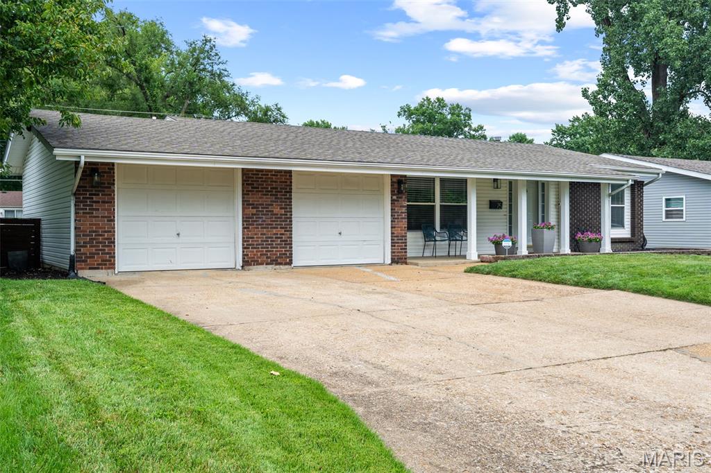 751 Carriage Lane